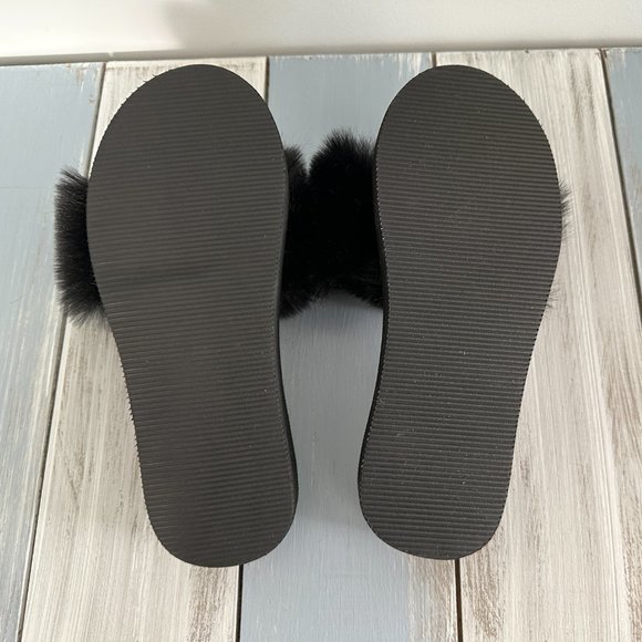 NEW! Shein Adorable Black Faux Fur Slides / Slippers Sz 34 Fits 2.5 Girls  /Kids - Picture 5 of 5